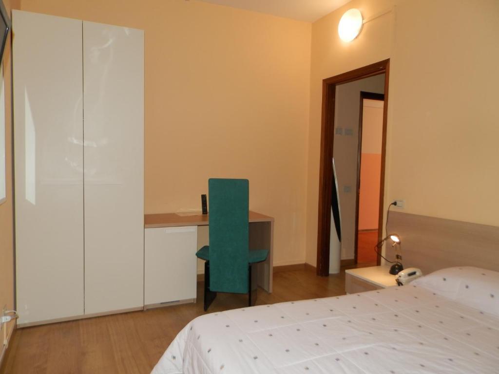 Hotel Motel Europa Domodossola Rum bild